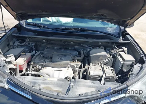 2016 Toyota Rav4 Le z USA, uszkodzony, nr VIN 2T3BFREV3GW435598